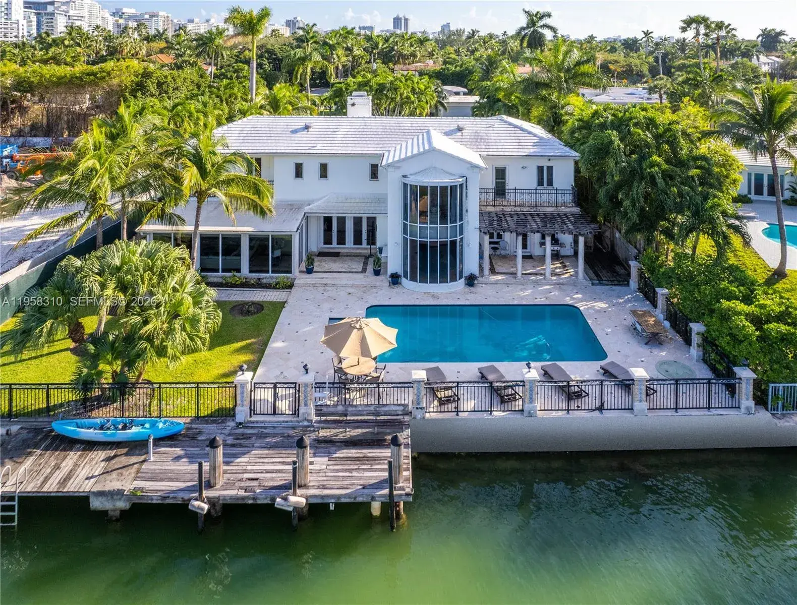6465 Pinetree Drive Cir, Miami Beach FL 33141