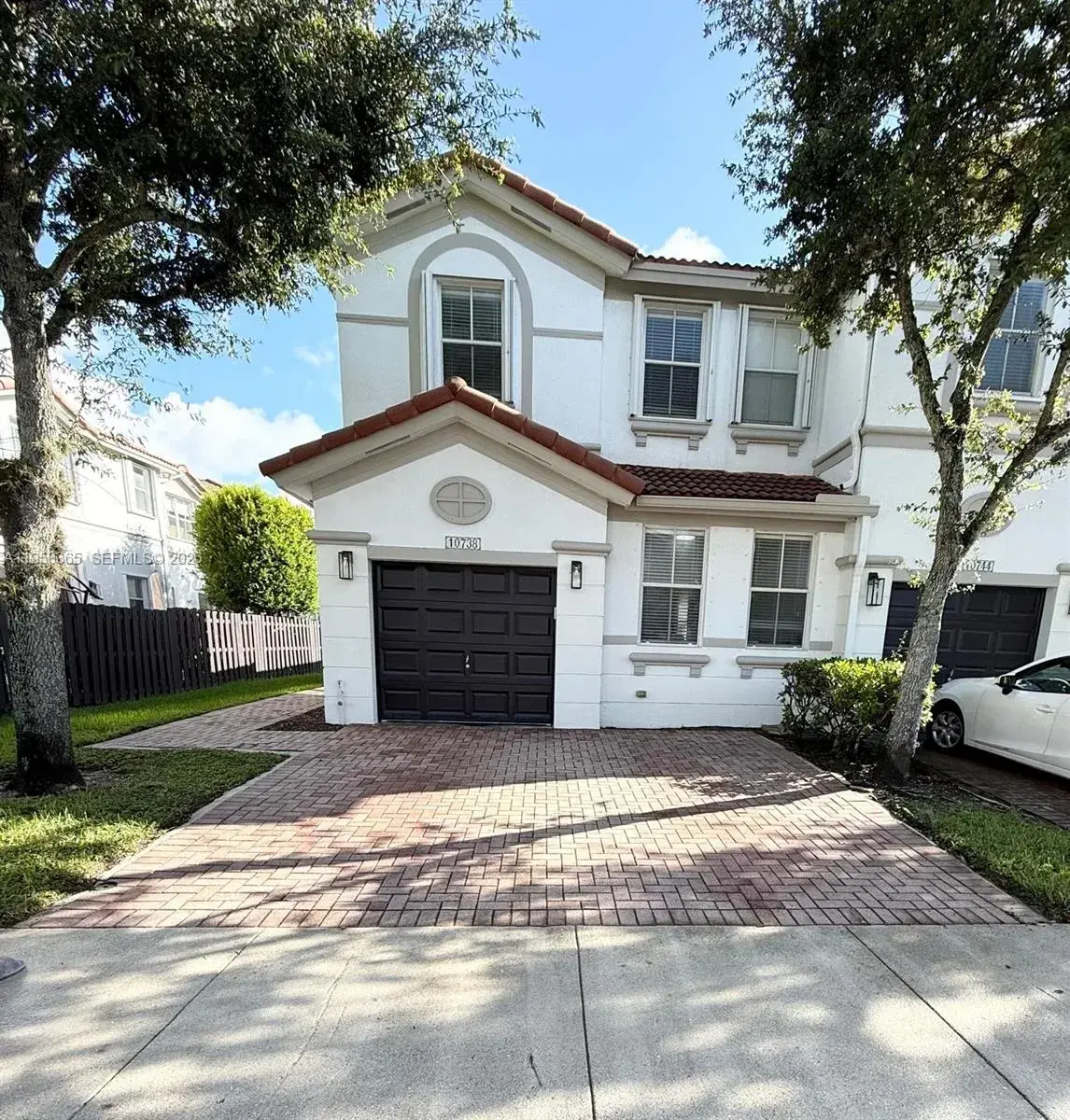 3 bedroom 3 bath Residential for sale at 10738 NW 80th Ln, Doral FL 33178