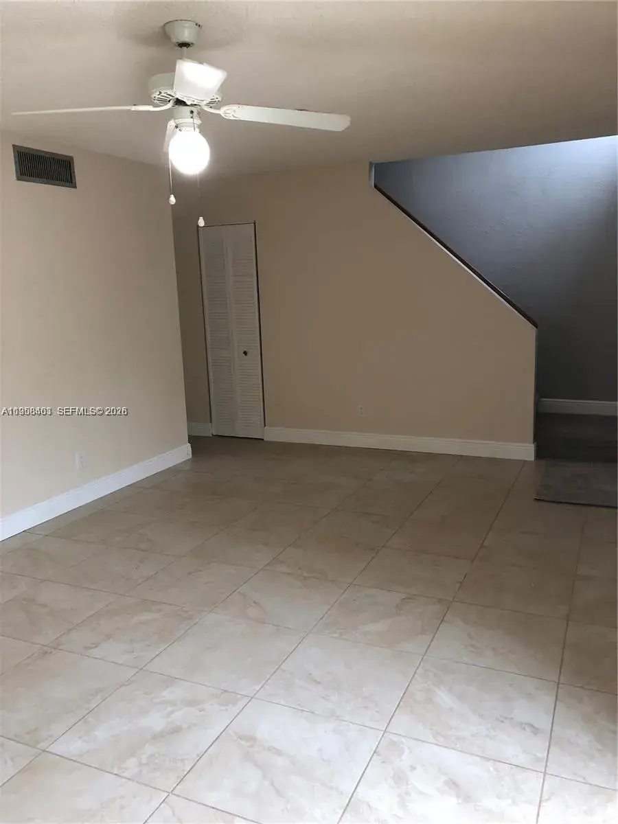 15820 SW 91st Ct # C, Palmetto Bay FL 33157