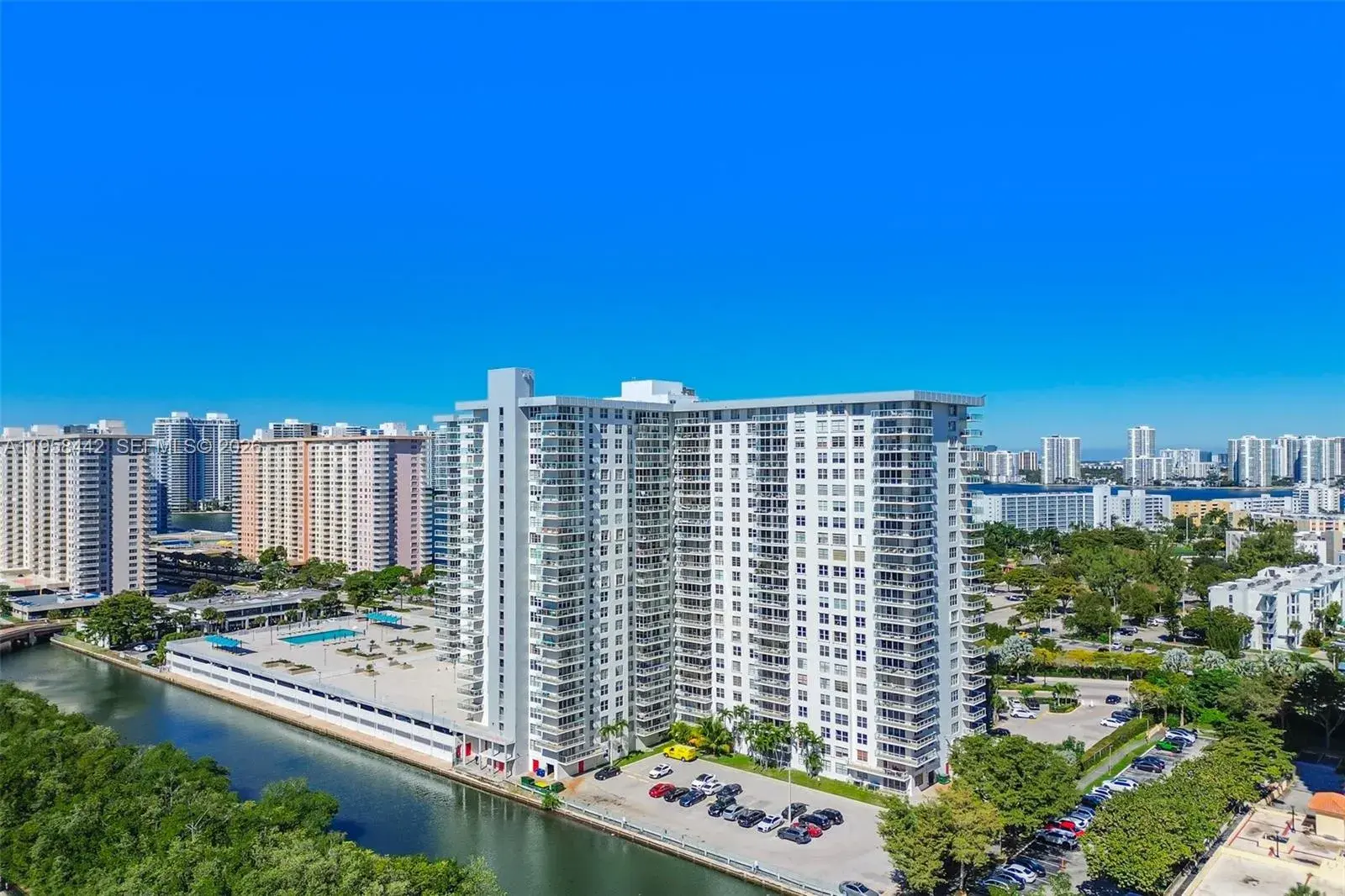 230 174th St # 1404, Sunny Isles Beach FL 33160
