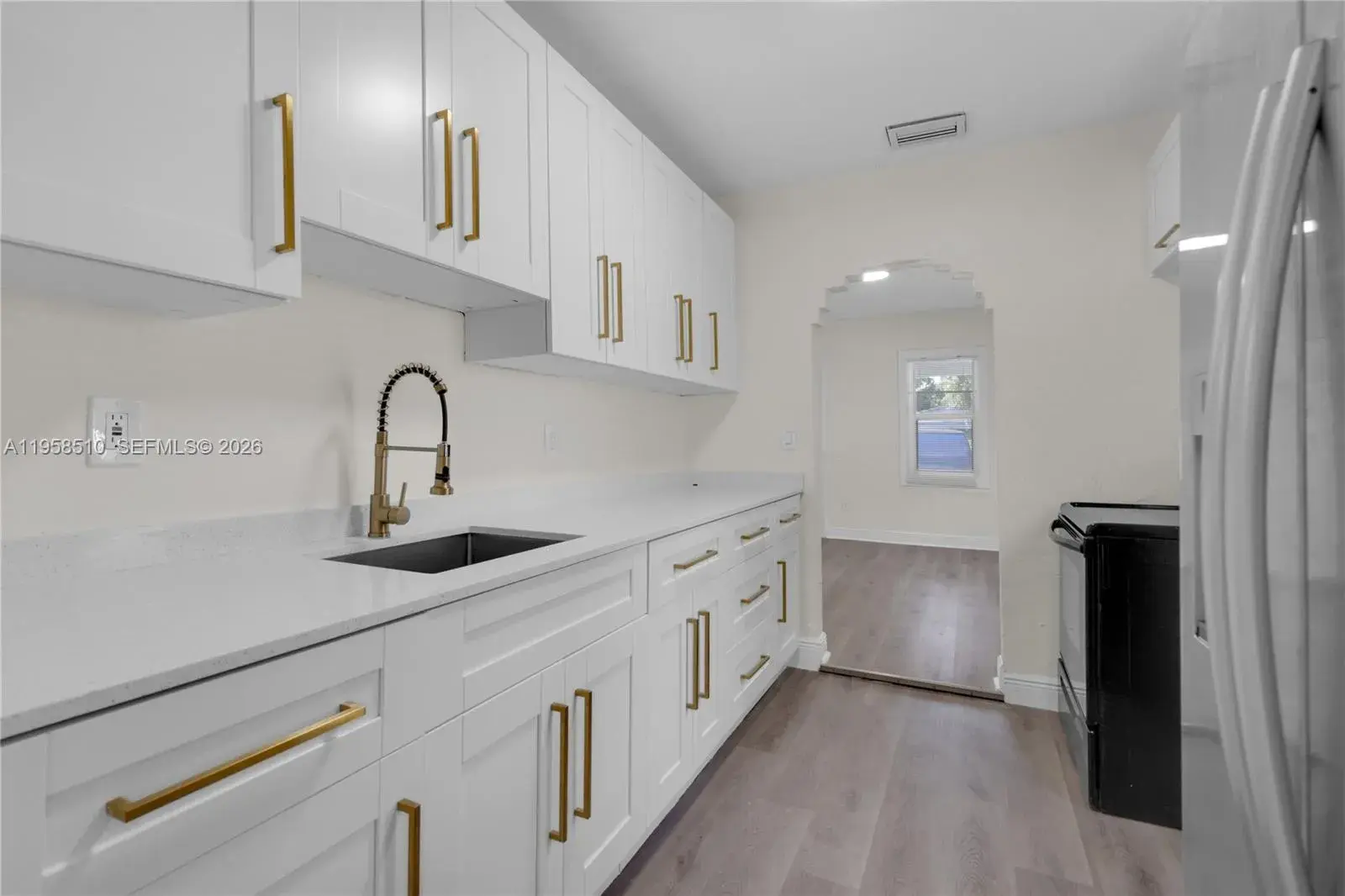 3121 NW 60th, Miami FL 33142