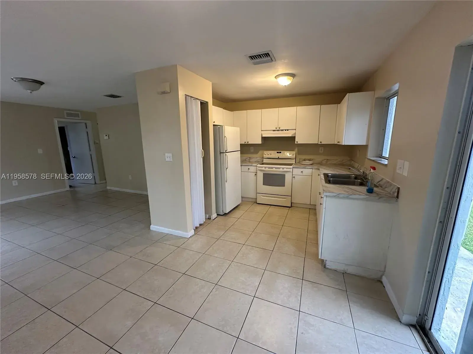 17340 SW 103rd Ave, Miami FL 33157