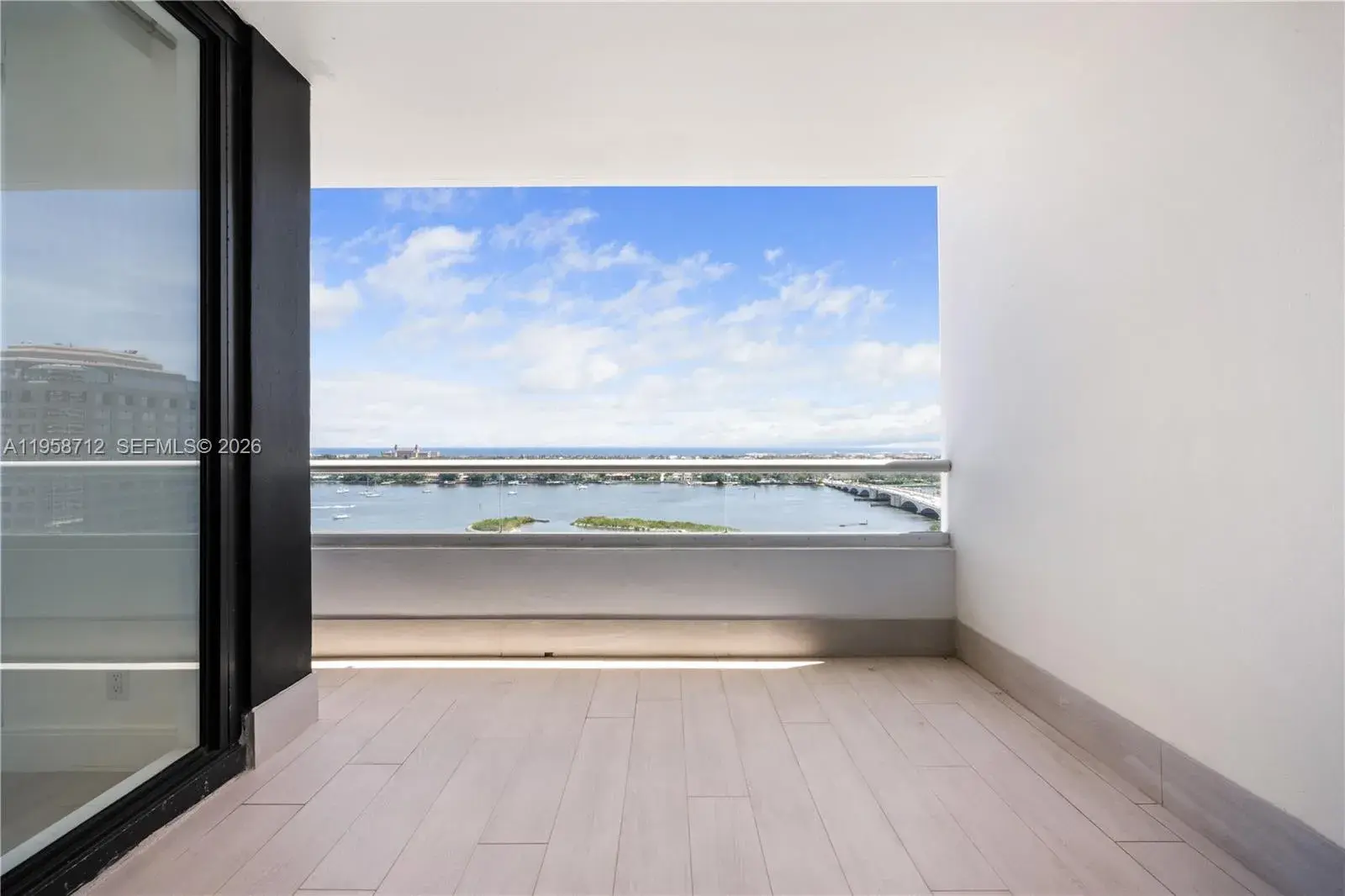 529 S Flagler Dr # 19G, West Palm Beach FL 33401