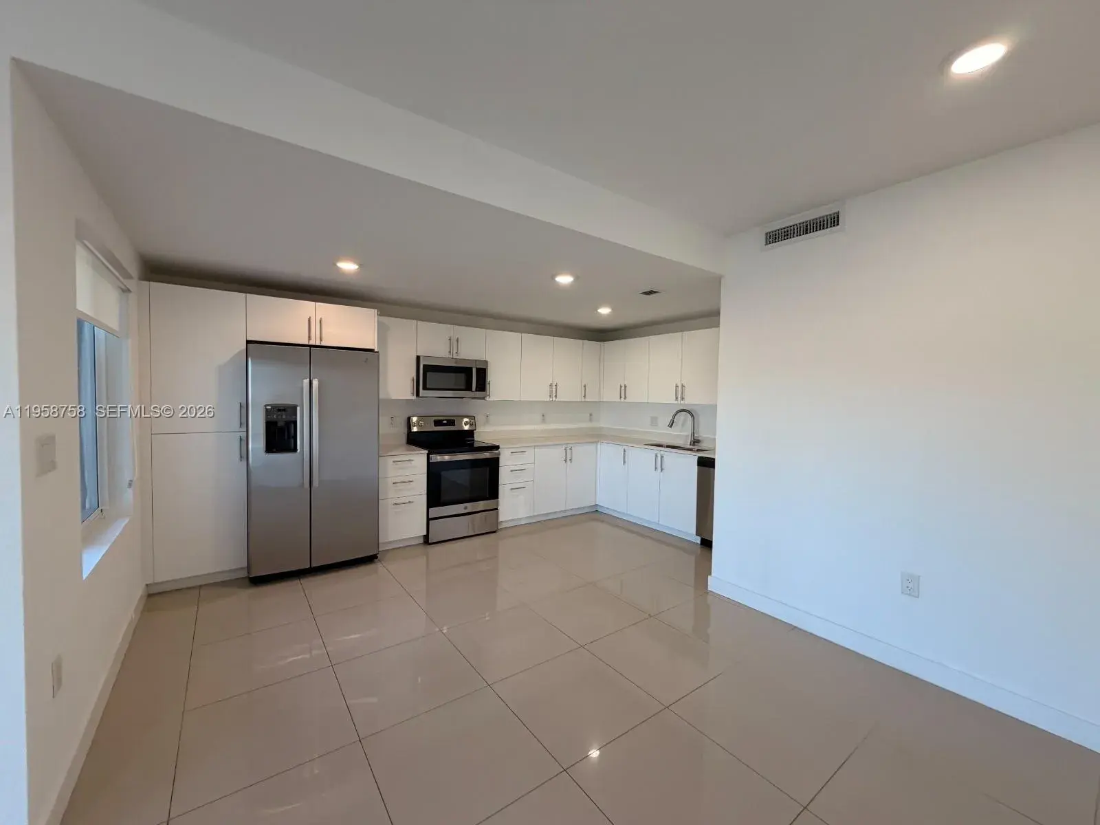 25823 SW 145th Ave, Homestead FL 33032