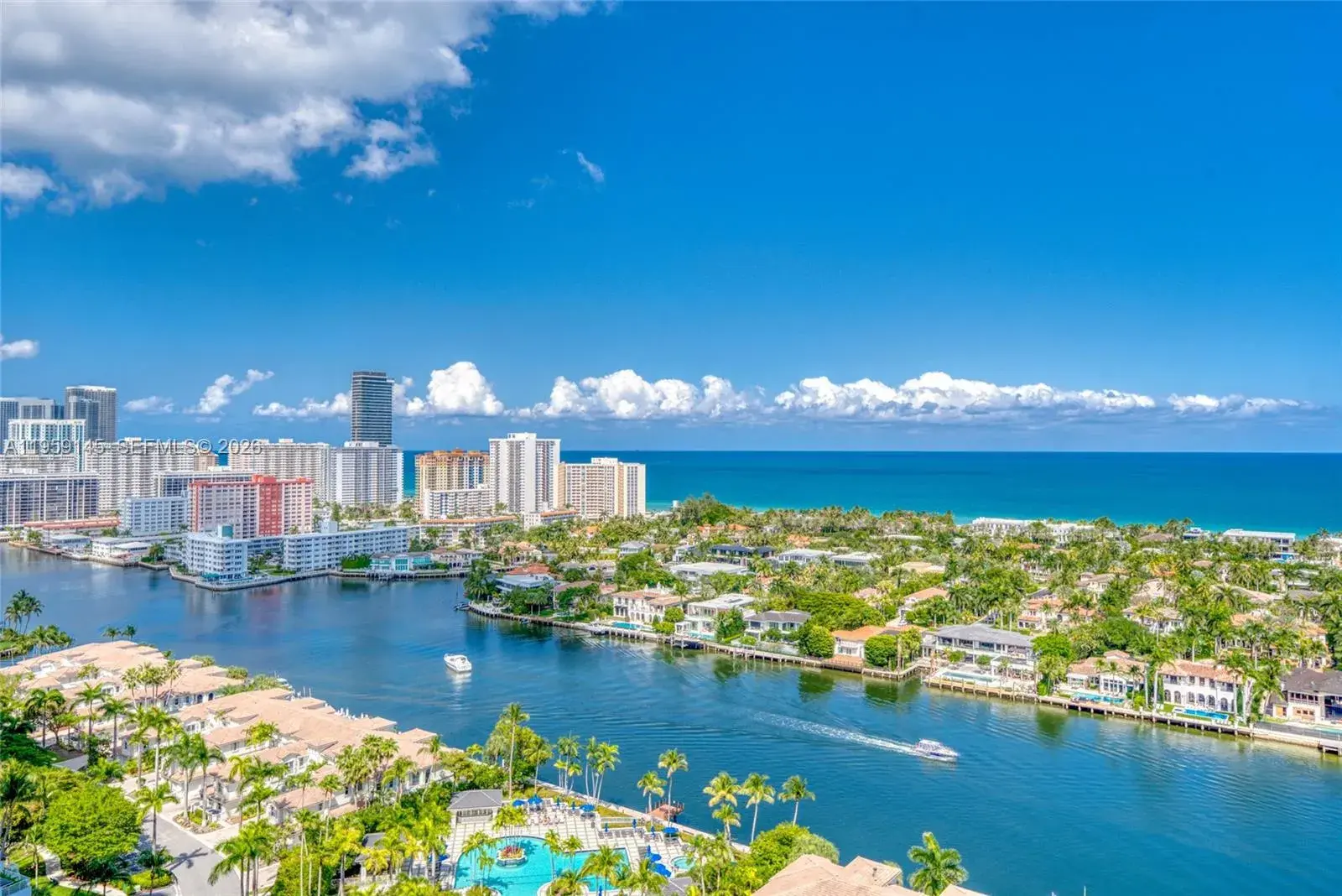 3 bedroom 2 bath Residential for sale at 21050 Point Pl # 2301, Aventura FL 33180