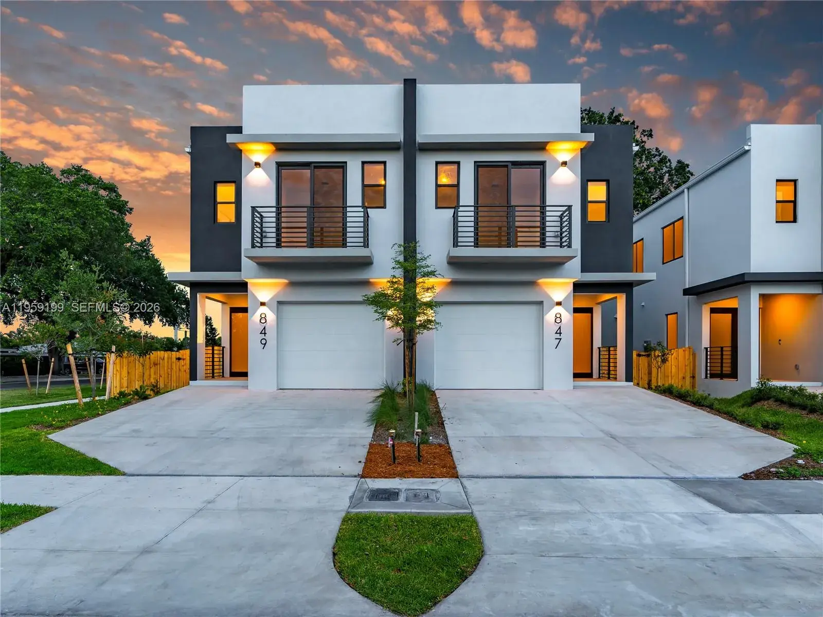 Residential Income for sale at 847 SW 29th St, Fort Lauderdale FL 33315
