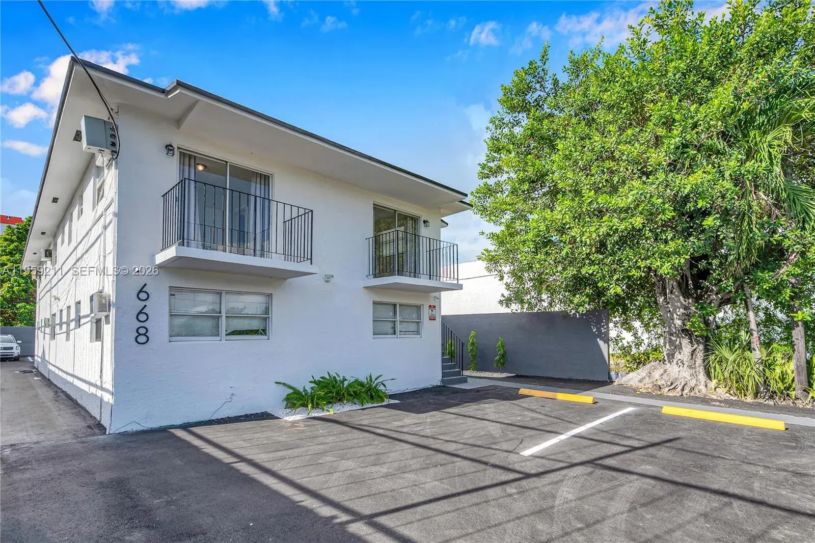 668 NW 31st St # 6, Miami FL 33127