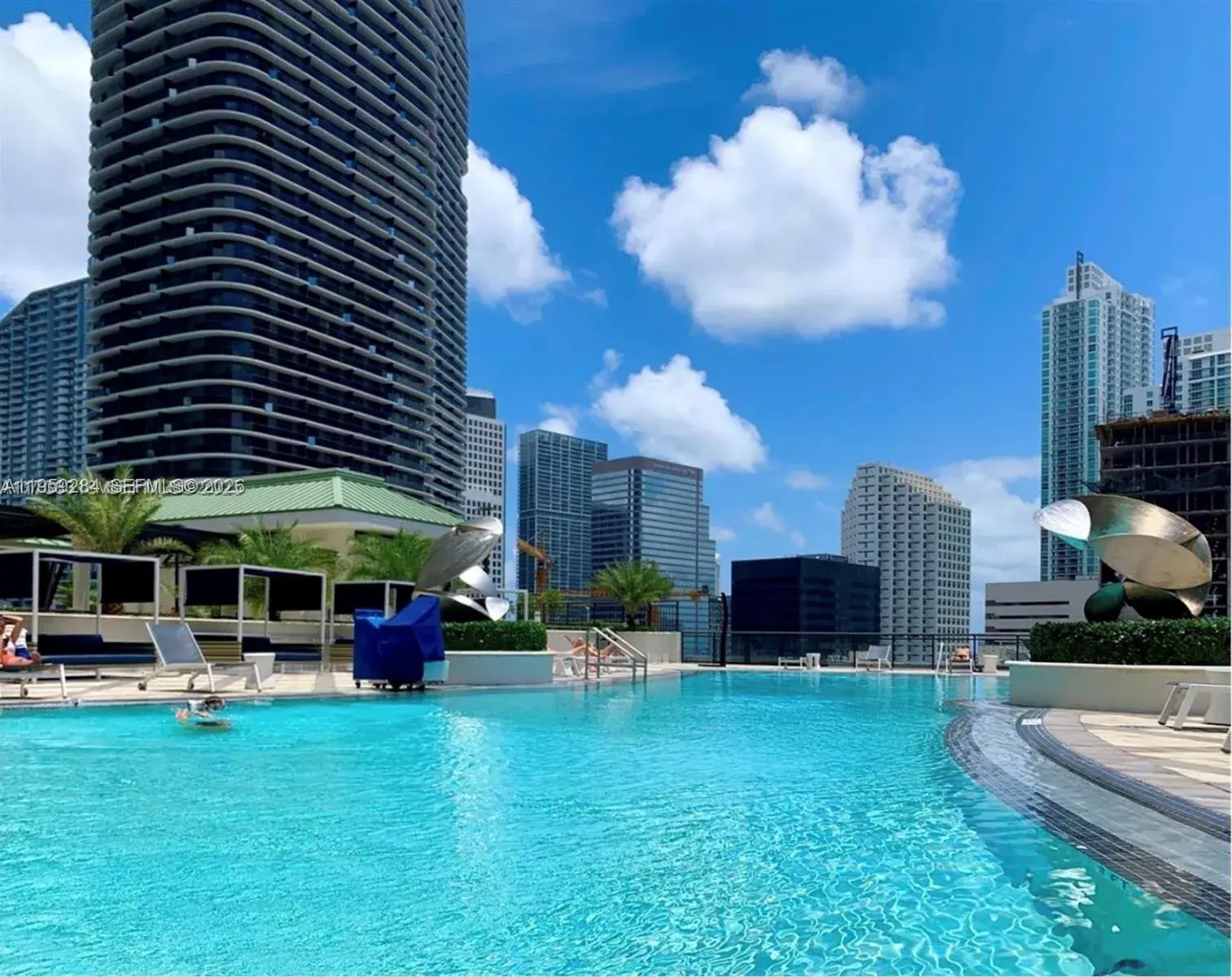 2 bedroom 2 bath Residential for sale at 999 SW 1st Ave # 2904, Miami FL 33130