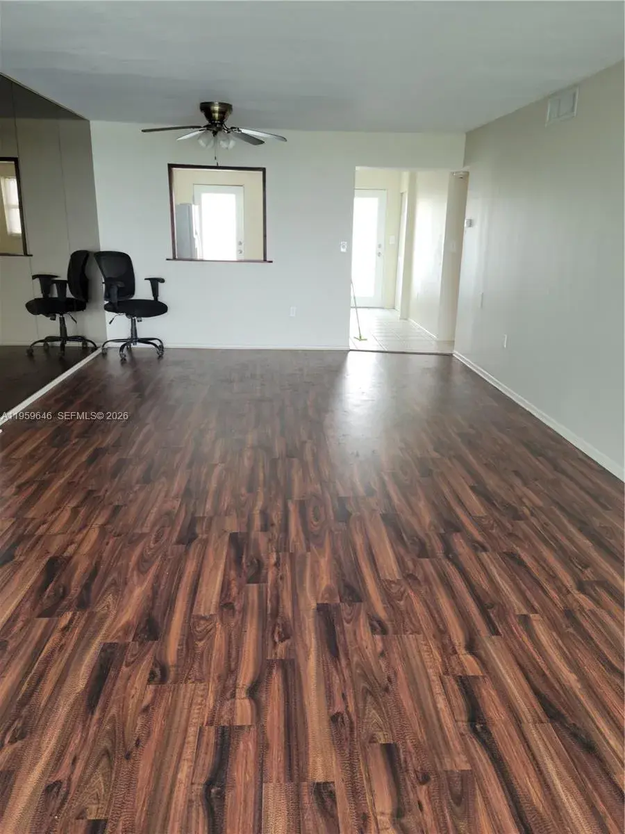 1075 NE Miami Gardens Dr # 509, Miami FL 33179