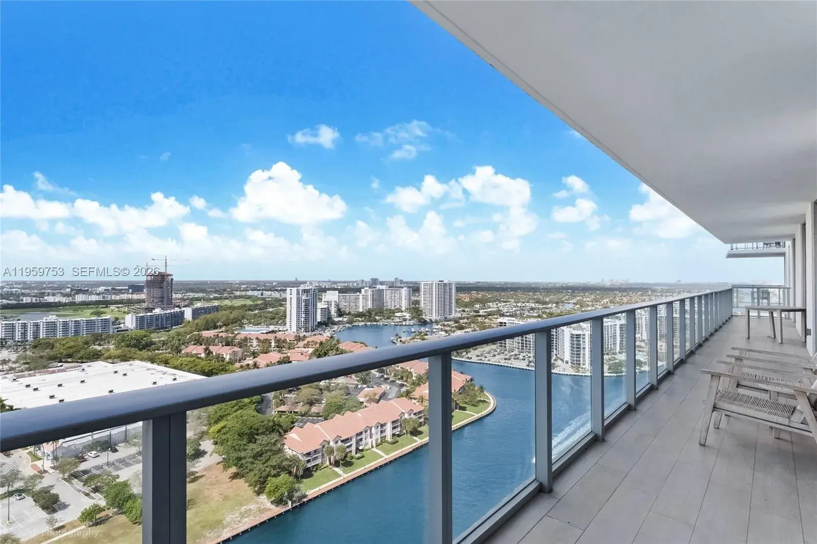 3 bedroom 2 bath Residential for sale at 4010 S Ocean Dr # R2204, Hollywood FL 33019