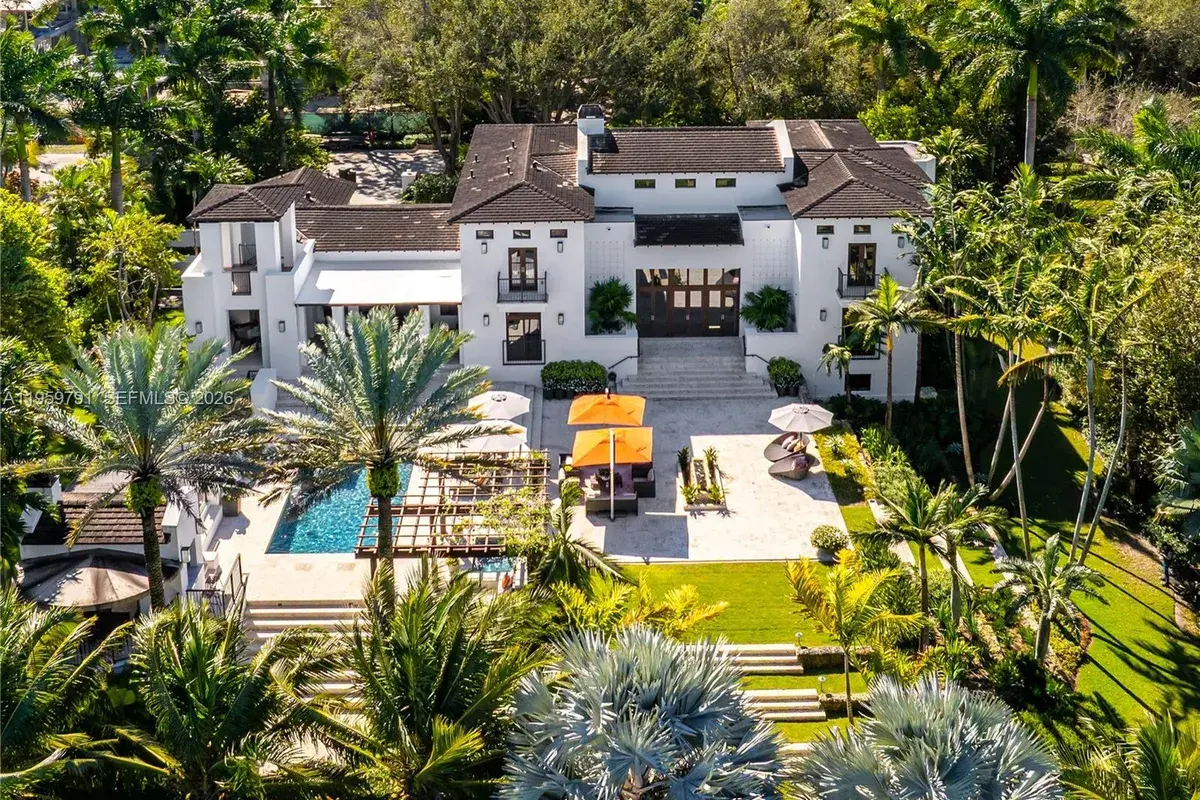 555 Arvida Pkwy, Coral Gables FL 33156