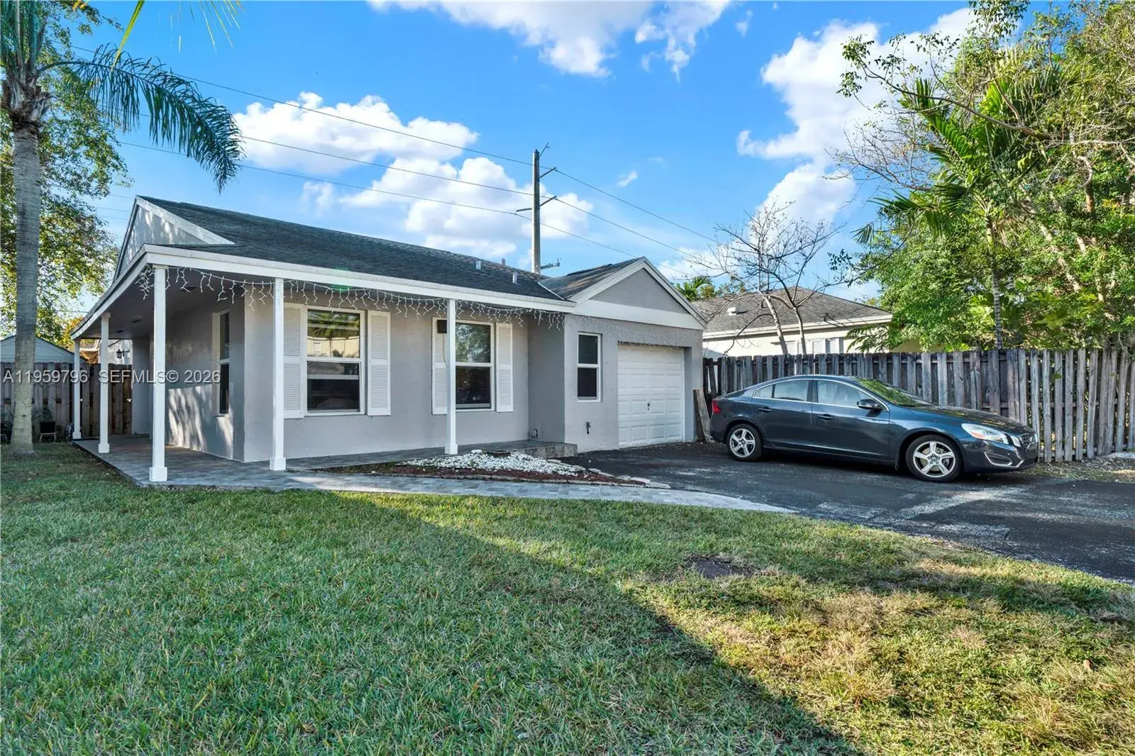 3 bedroom 2 bath Residential for sale at 14600 SW 124th Pl, Miami FL 33186