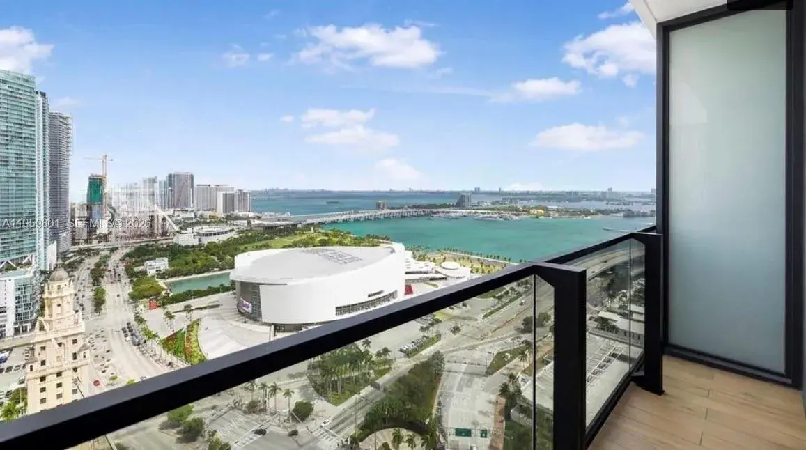 1 bath Residential for sale at 398 NE 5th St # 2602, Miami FL 33132