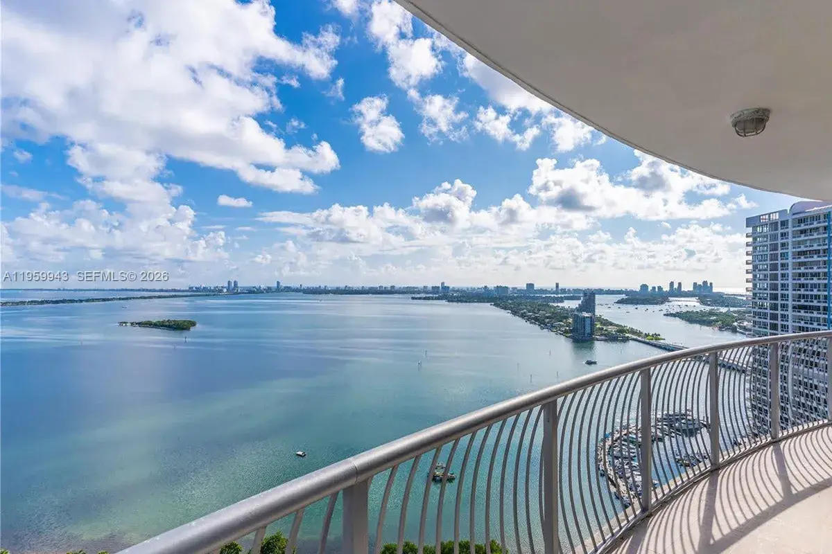 1750 N Bayshore Dr # 3301, Miami FL 33132