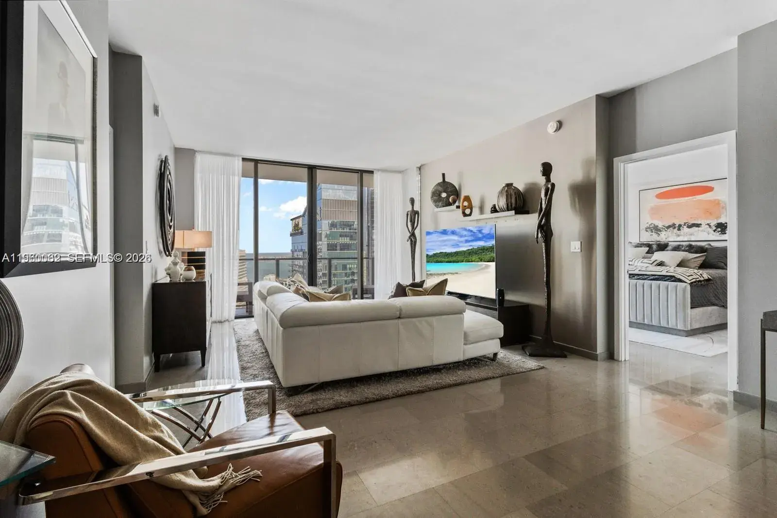 2 bedroom 2 bath Residential for sale at 88 SW 7th St # 3909, Miami FL 33130