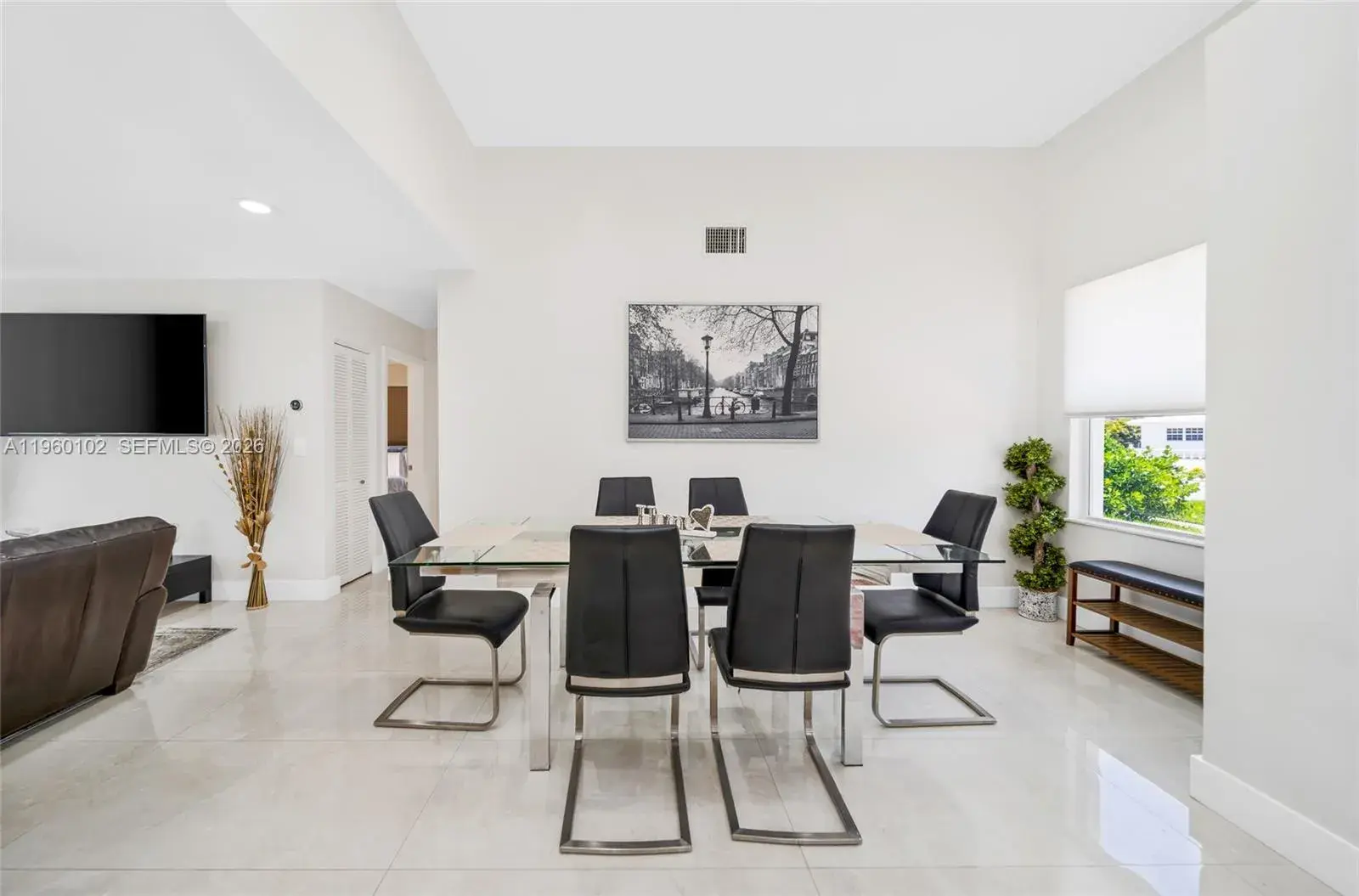 31 SE 12th St, Pompano Beach FL 33060