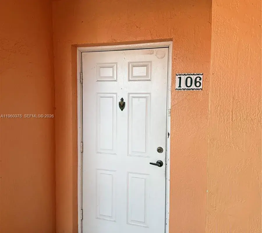 4677 NW 9th St # 106, Miami FL 33126