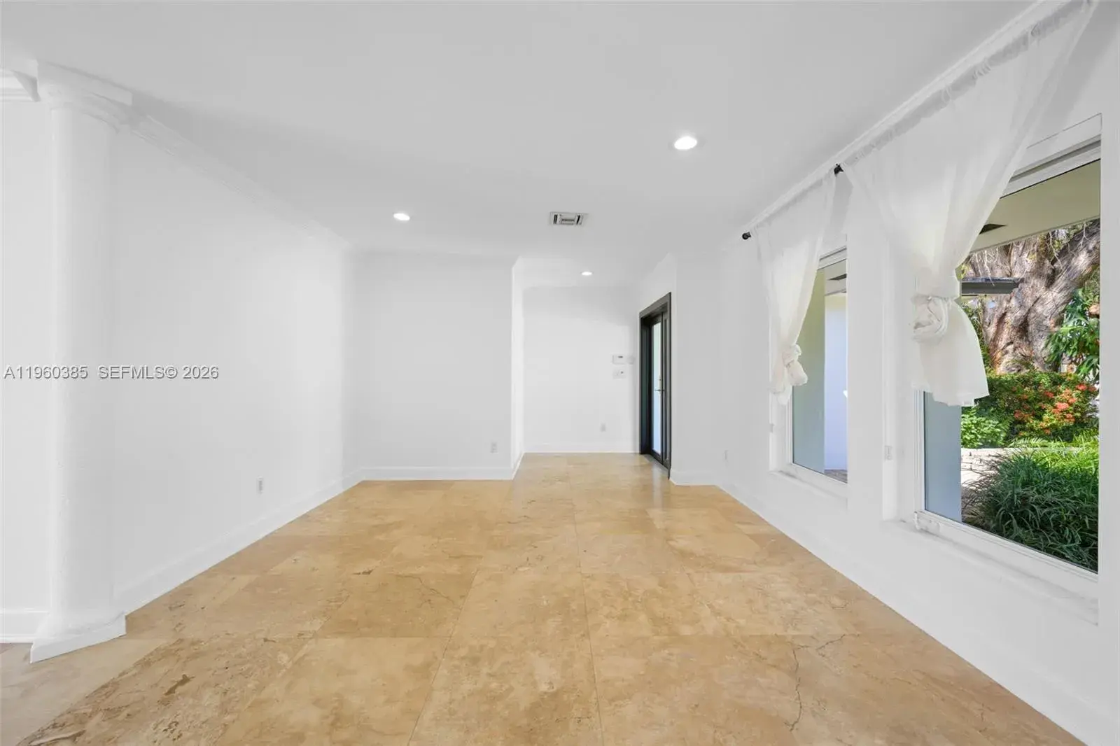 8330 SW 171st St, Palmetto Bay FL 33157