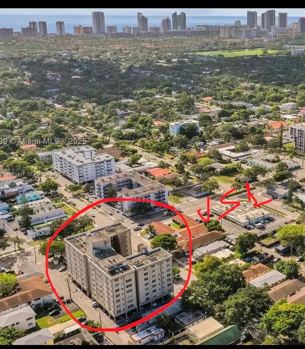 2 bedroom 1 bath Residential for sale at 1811 Jefferson St # 603, Hollywood FL 33020