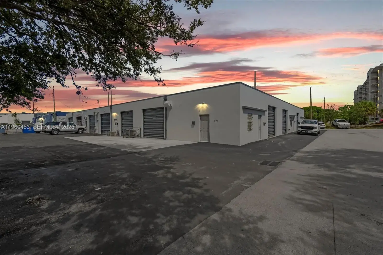 Commercial Sale for sale at 201 SW 21st St, Fort Lauderdale FL 33315