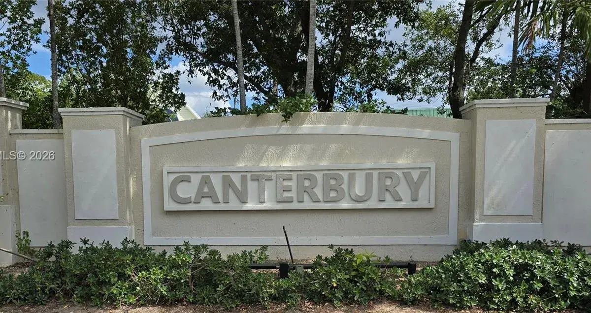 2520 NW 4th St, Boynton Beach FL 33426