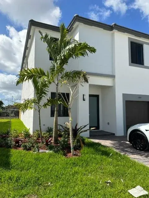 15814 SW 136th Way, Miami FL 33196