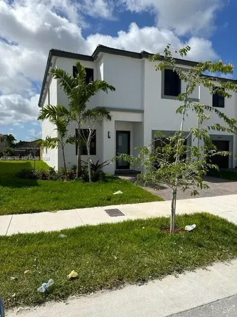 15814 SW 136th Way, Miami FL 33196