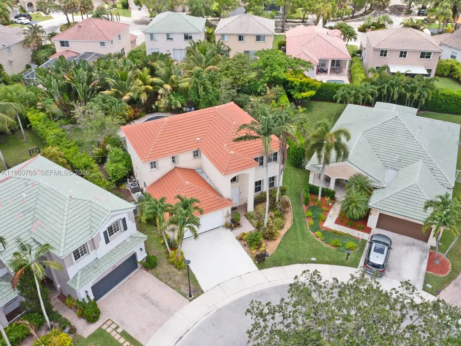 4209 Pinewood Ln, Weston FL 33331