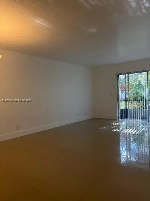 3100 Riverside Dr # 108, Coral Springs FL 33065