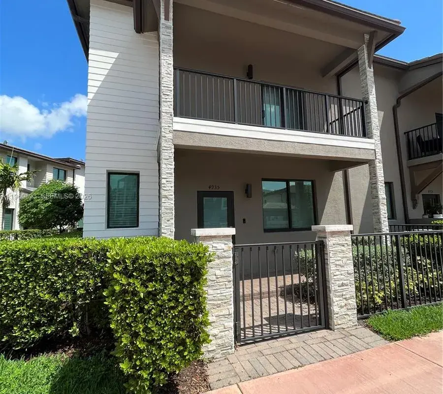 4935 NW 84th Ave # 0, Doral FL 33166