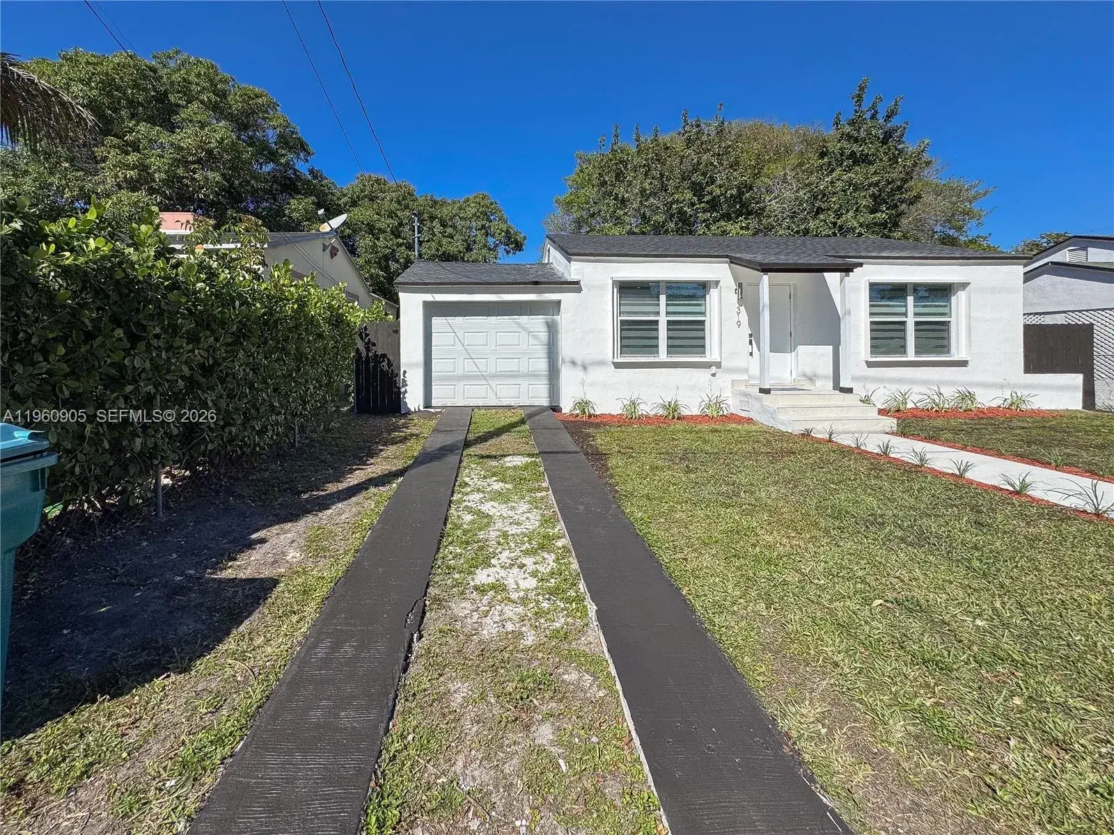 1319 NW 40th St, Miami FL 33142 photo 3