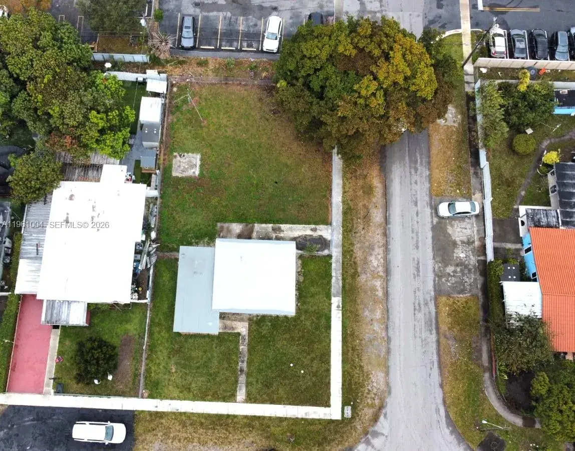 3 bedroom 2 bath Residential for sale at 691 E 48th St, Hialeah FL 33013
