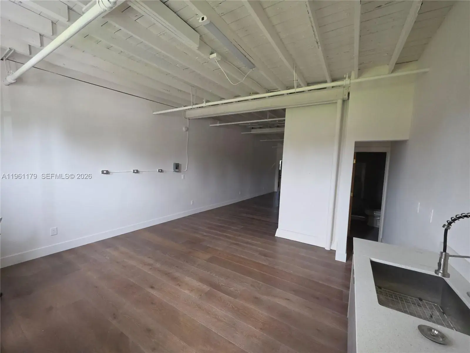 164 NW 20th St # 202, Miami FL 33127