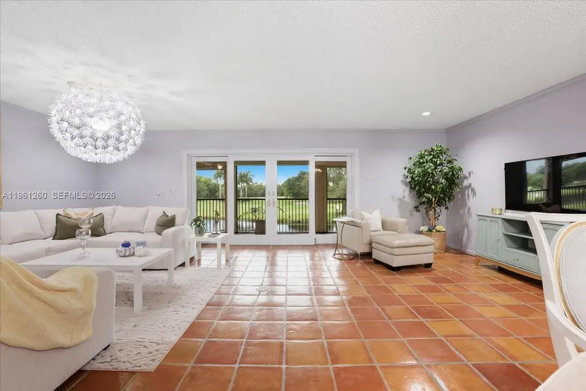 4 bedroom 3 bath Residential for sale at 400 NW 127th Ave # 13, Plantation FL 33325