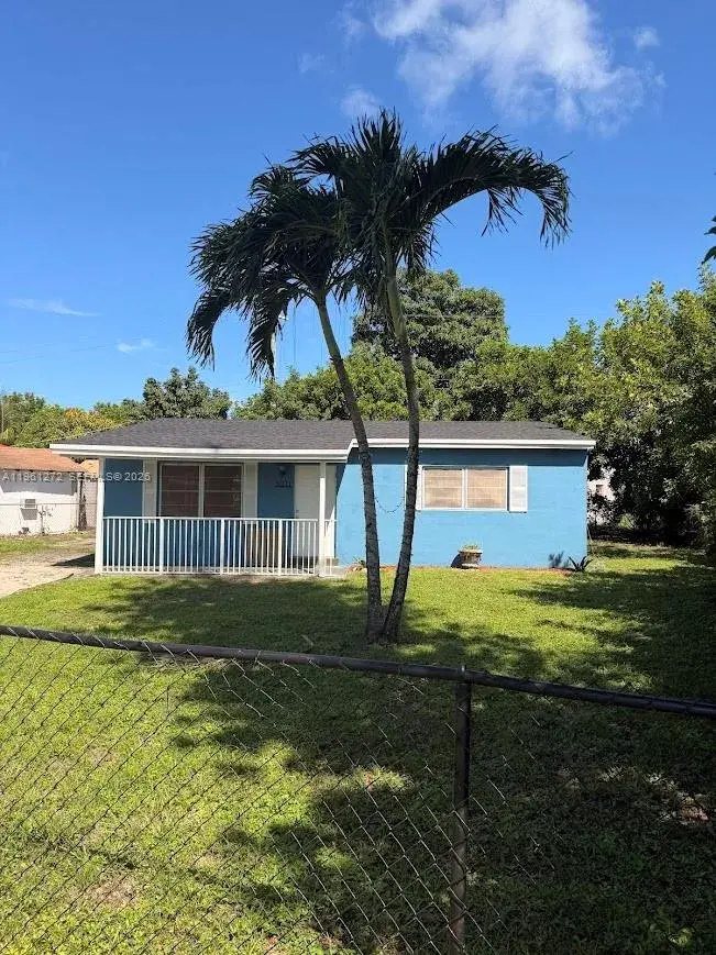 2 bedroom 1 bath Residential Lease for rent at 3021 NW 17th St # 3021, Fort Lauderdale FL 33311