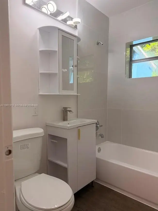 3021 NW 17th St # 3021, Fort Lauderdale FL 33311