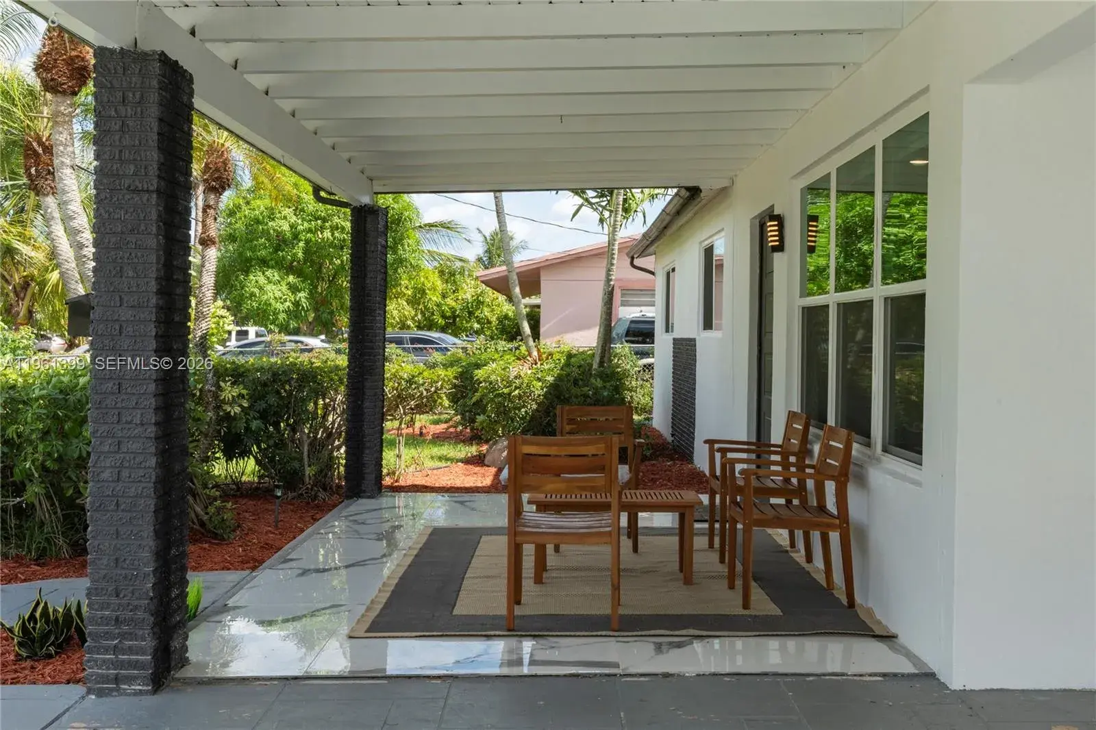 390 NW 40th St, Deerfield Beach FL 33064
