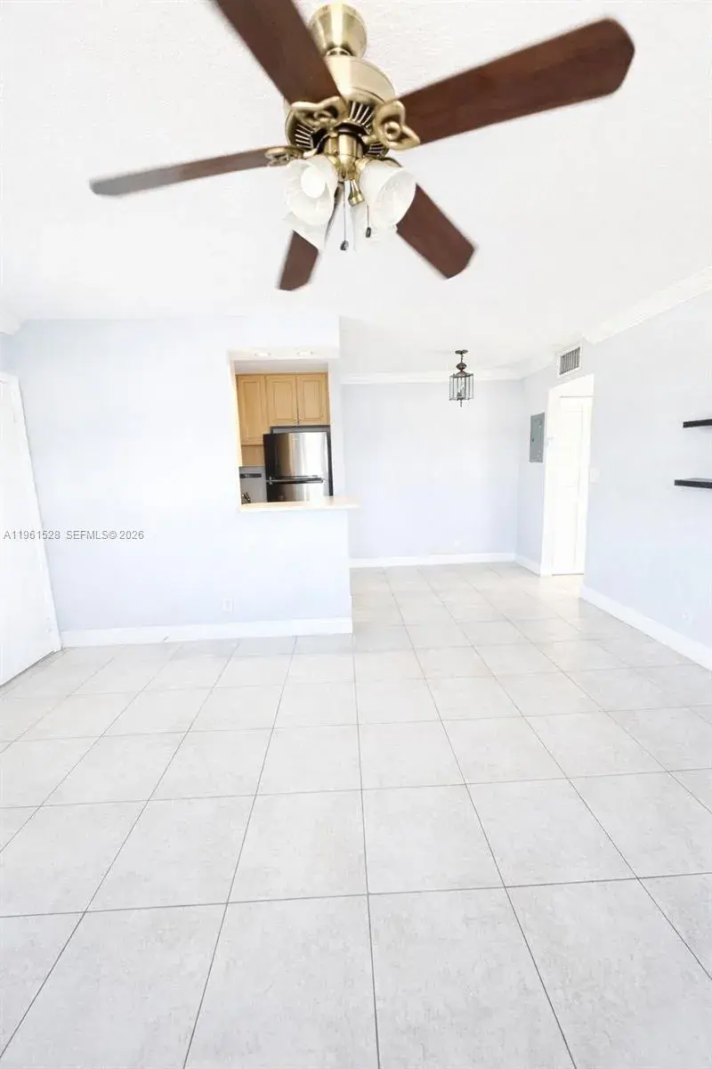 110 SE 2nd St # 312, Hallandale Beach FL 33009