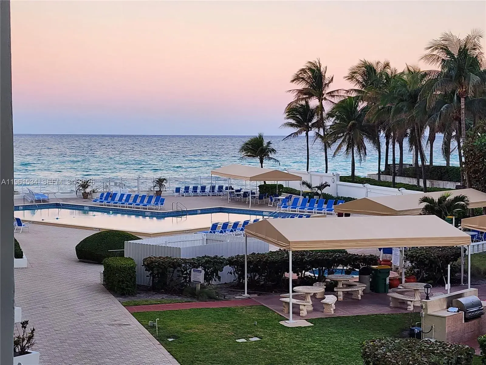 1 bedroom 1 bath Residential for sale at 3505 S Ocean Dr # 218, Hollywood FL 33019