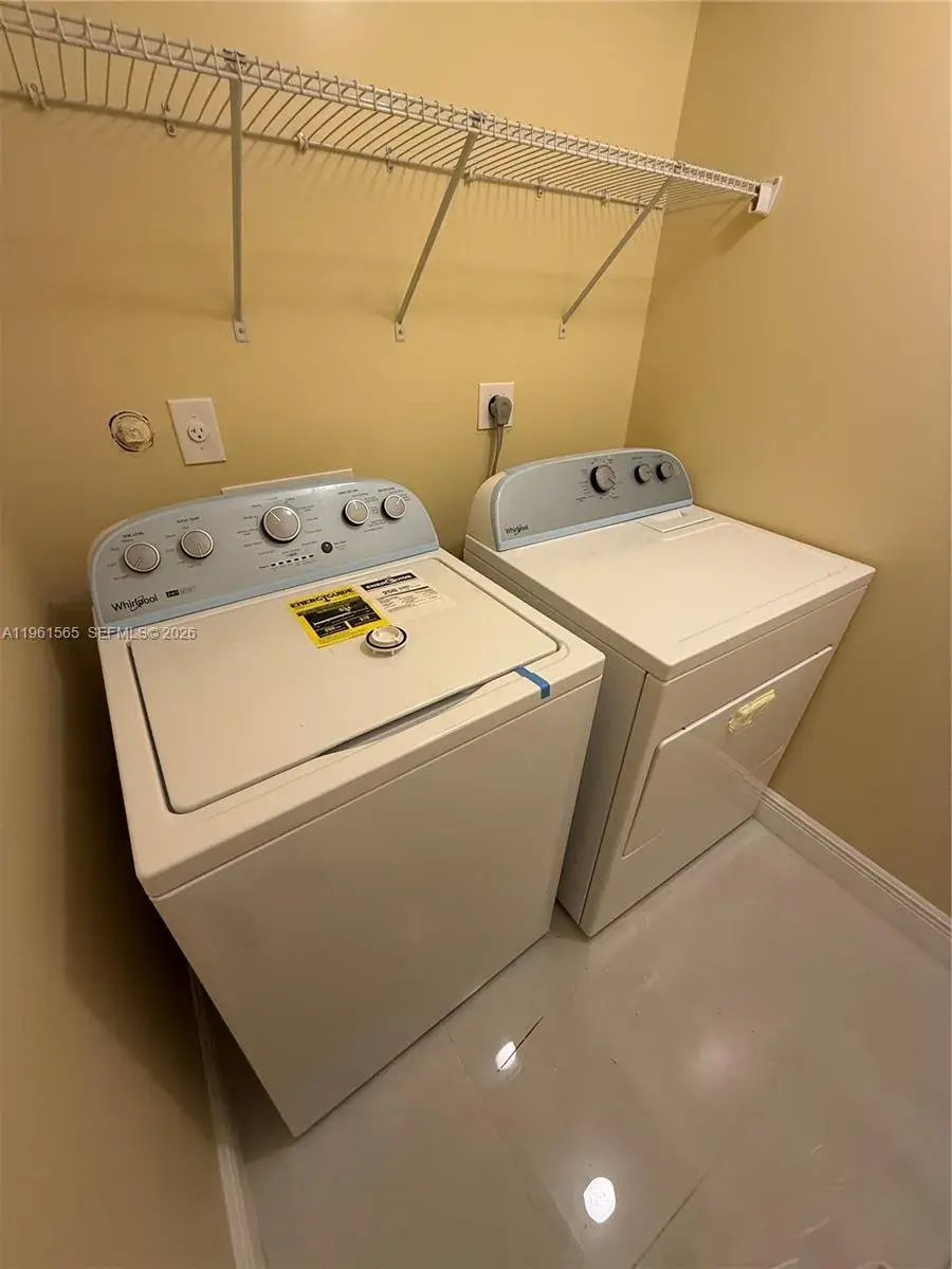 11061 NW 39th St # 1, Coral Springs FL 33065