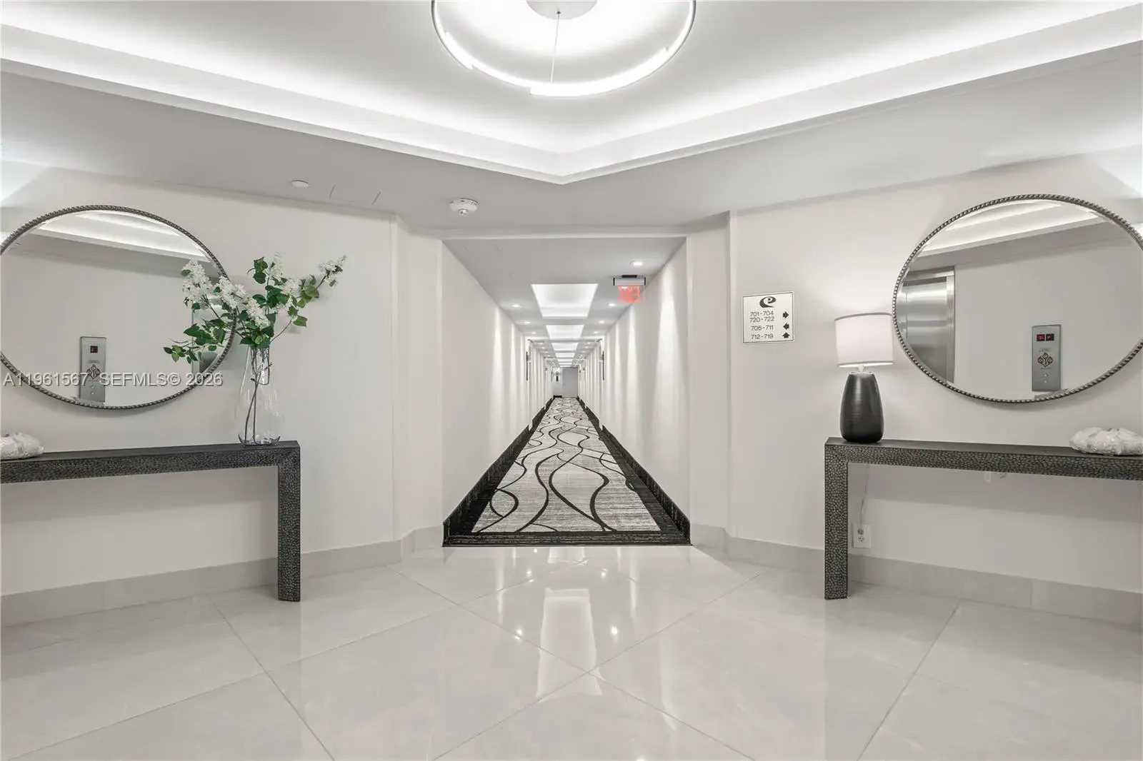 3180 S Ocean Dr # 717, Hallandale Beach FL 33009