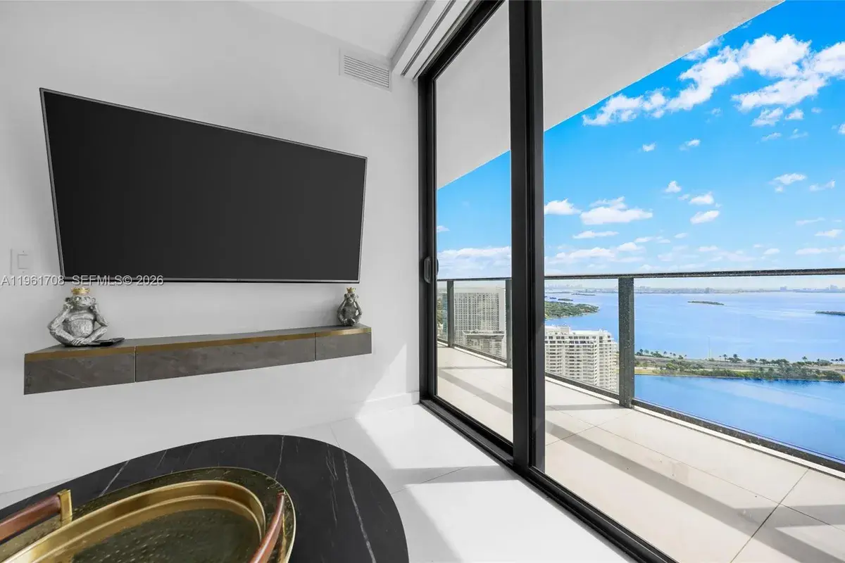 501 NE 31st St # 3902, Miami FL 33137