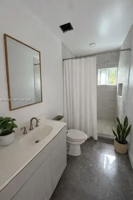 6875 NW 4th Ave, Miami FL 33150