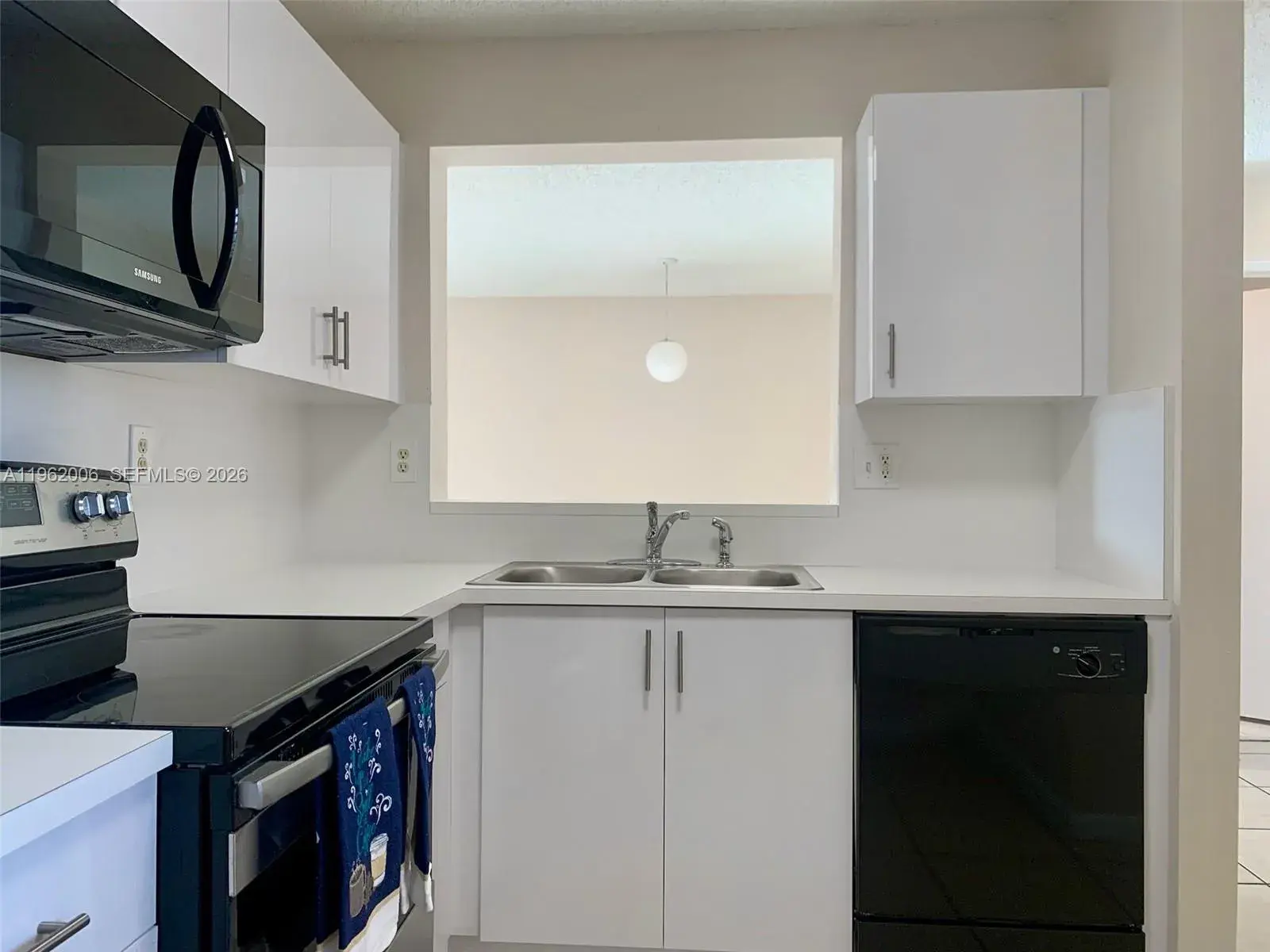 15701 SW 137th Ave # 204, Miami FL 33177