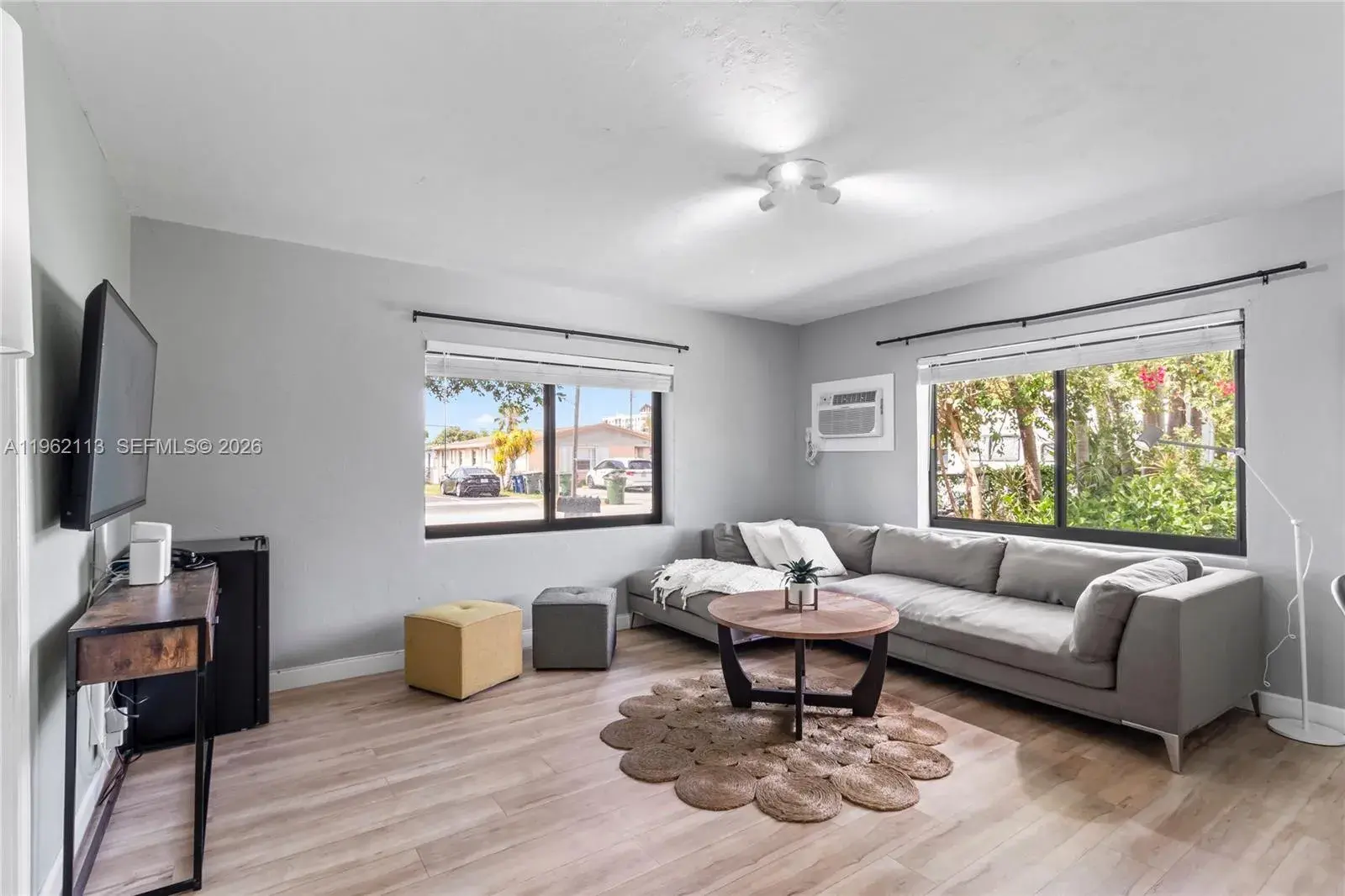 715 NE 6th St # 1, Hallandale Beach FL 33009
