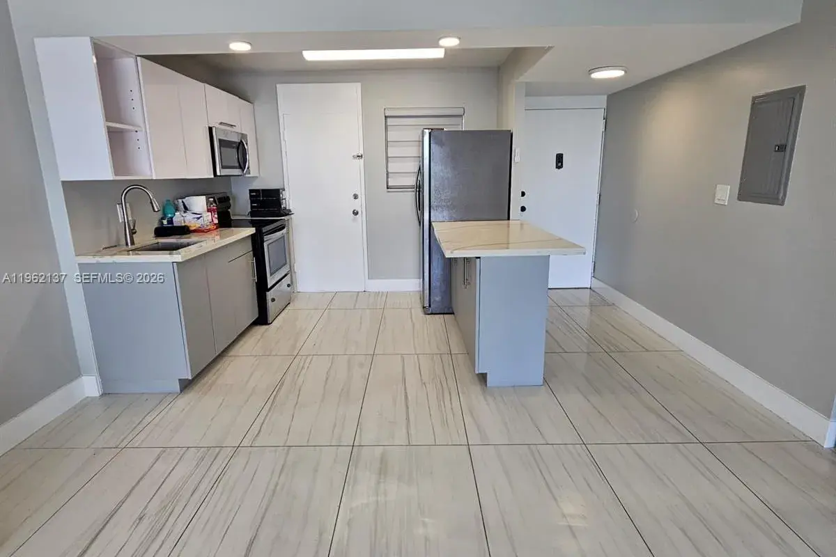 15600 NW 7th Ave # 703, Miami FL 33169