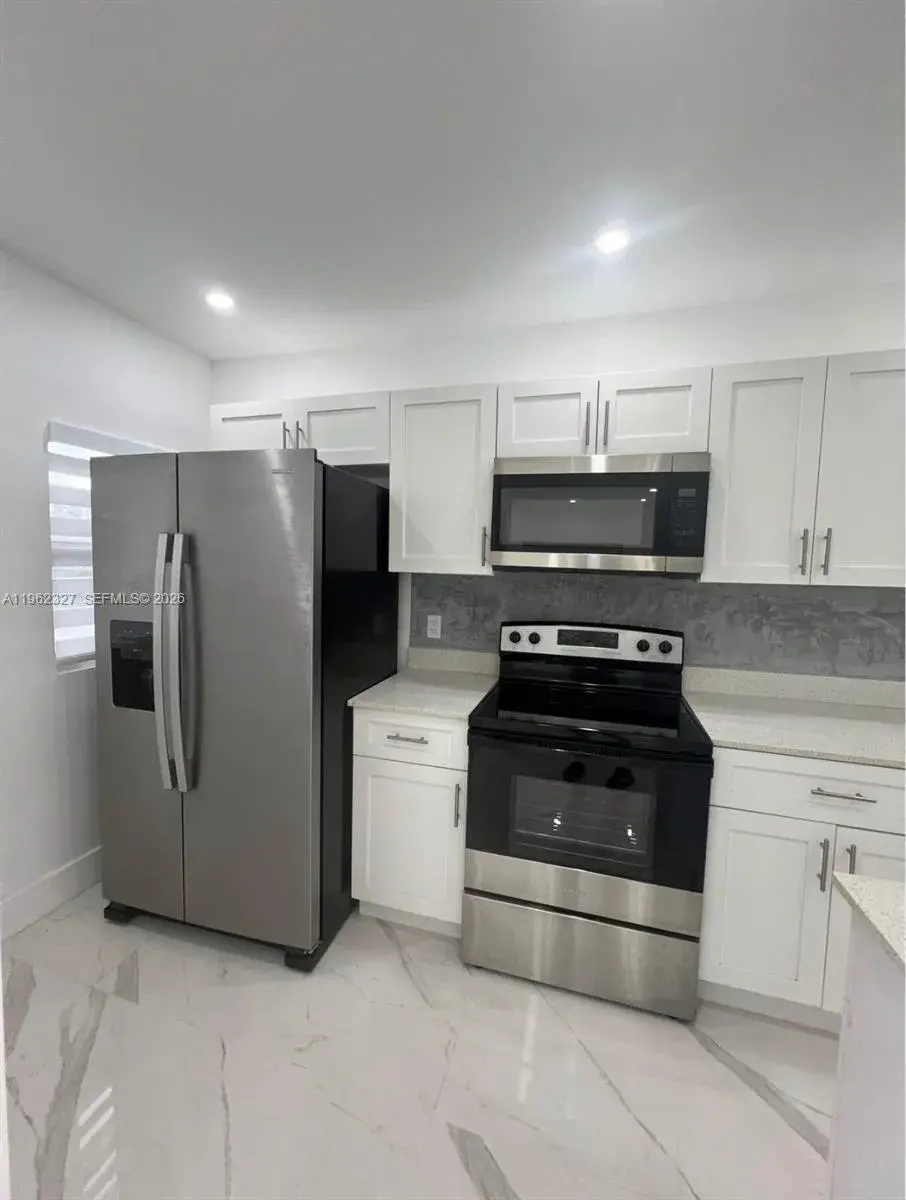 1015 S 17th Ave # 10, Hollywood FL 33020