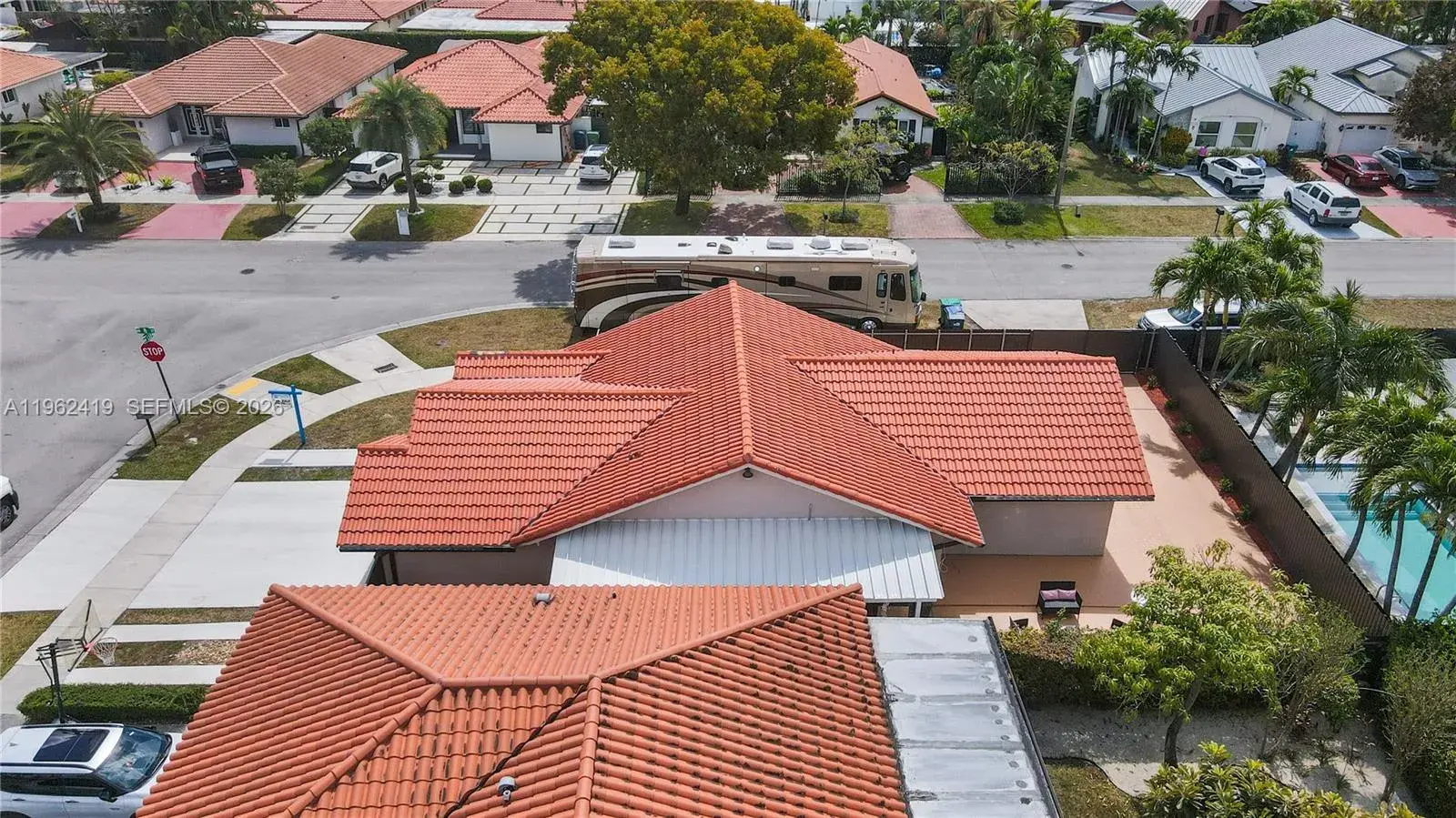 800 NW 133rd Ave, Miami FL 33182 photo 2