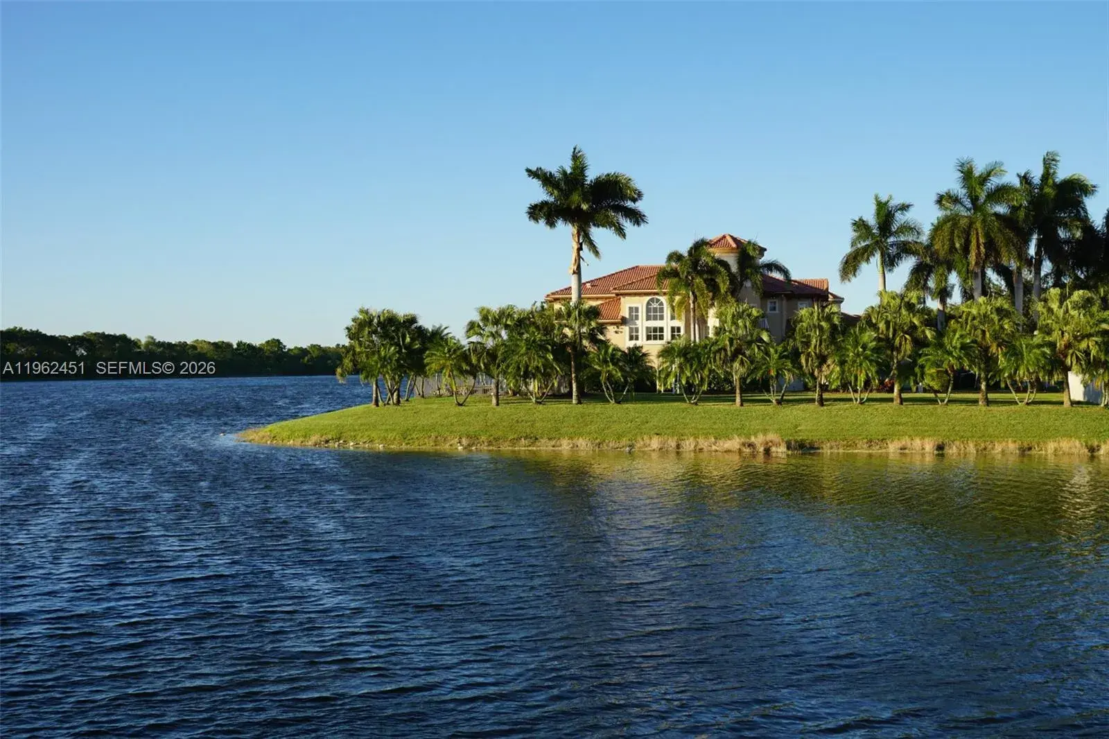 4800 NW 124th Way, Coral Springs FL 33076