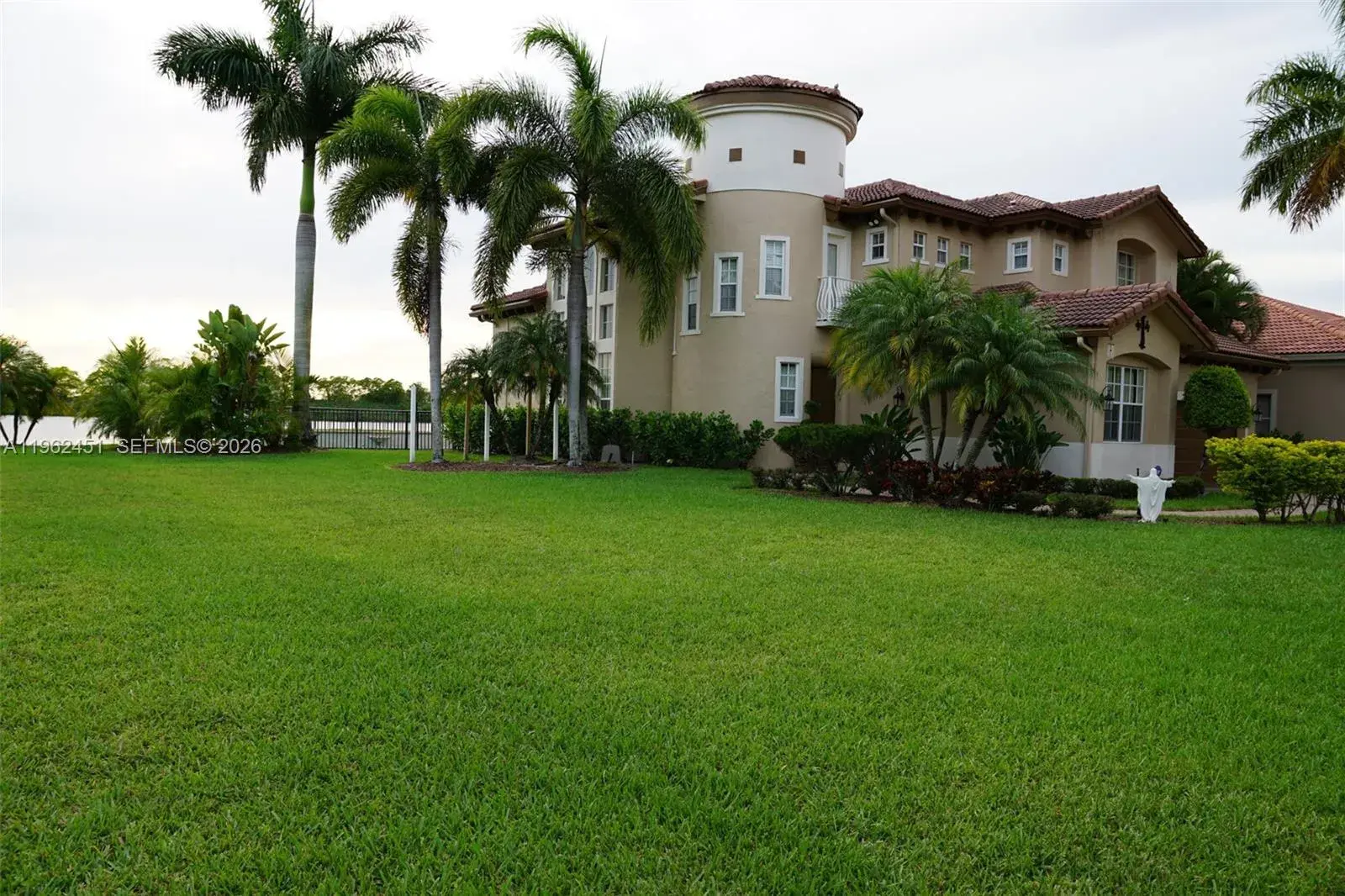 4800 NW 124th Way, Coral Springs FL 33076